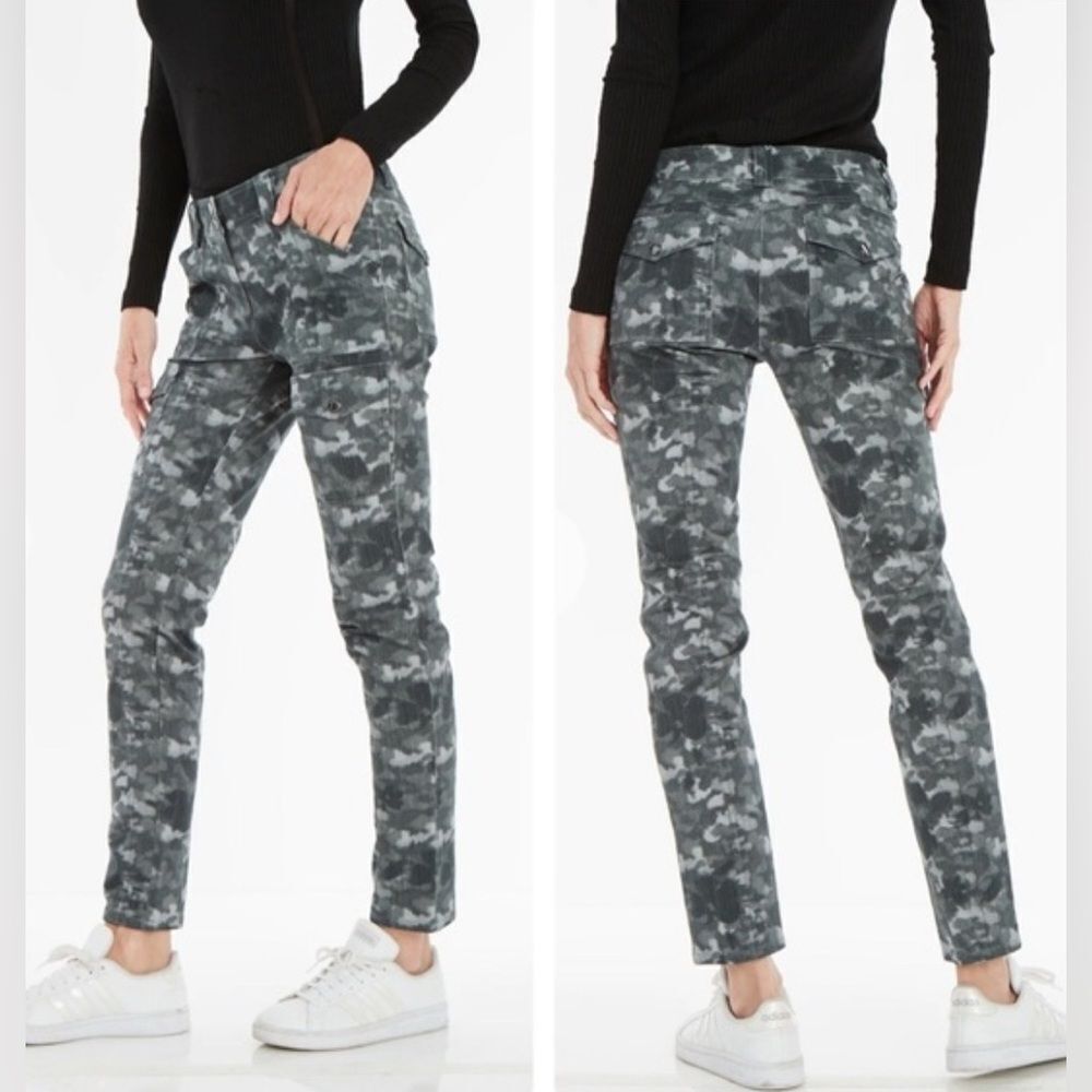 Anatomie Karo Camo Stretch Cargo Pants Size Large